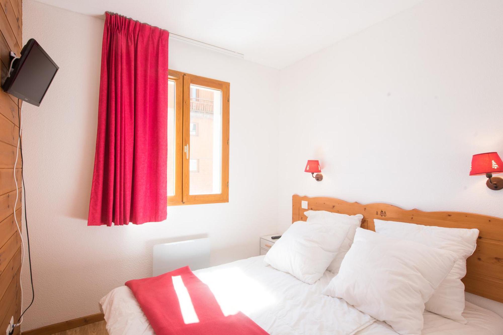 Appartement le hameau des ecrins à Puy-Saint-Vincent Extérieur photo